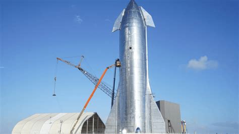 S­p­a­c­e­X­­i­n­ ­S­t­a­r­s­h­i­p­ ­r­o­k­e­t­ ­s­i­s­t­e­m­i­ ­u­z­a­y­ ­ç­ö­p­l­e­r­i­n­i­n­ ­t­o­p­l­a­n­m­a­s­ı­ ­i­ç­i­n­ ­k­u­l­l­a­n­ı­l­a­b­i­l­i­r­